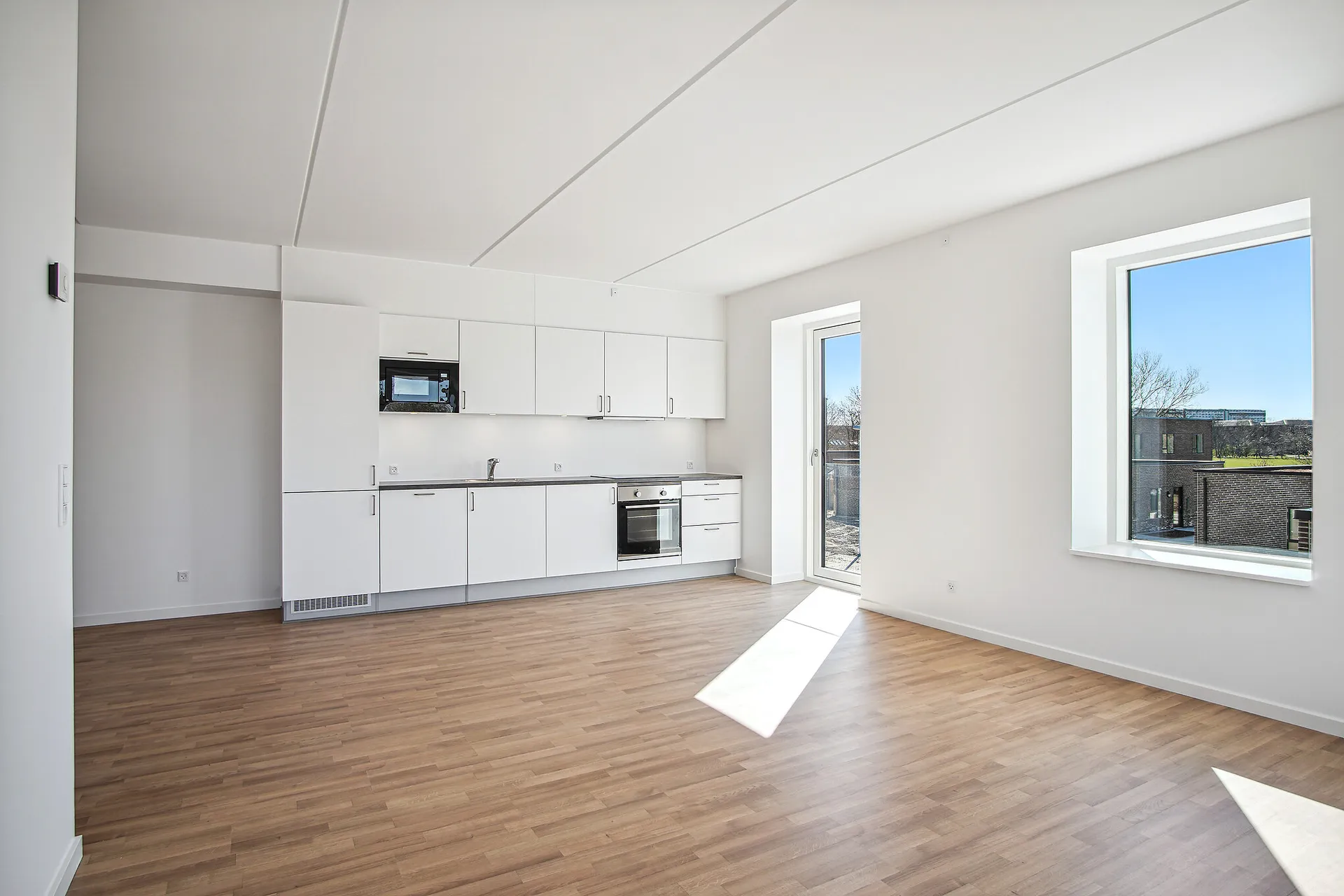 Flot og lys 2-værelses lejlighed med grønne omgivelser - Foto 1