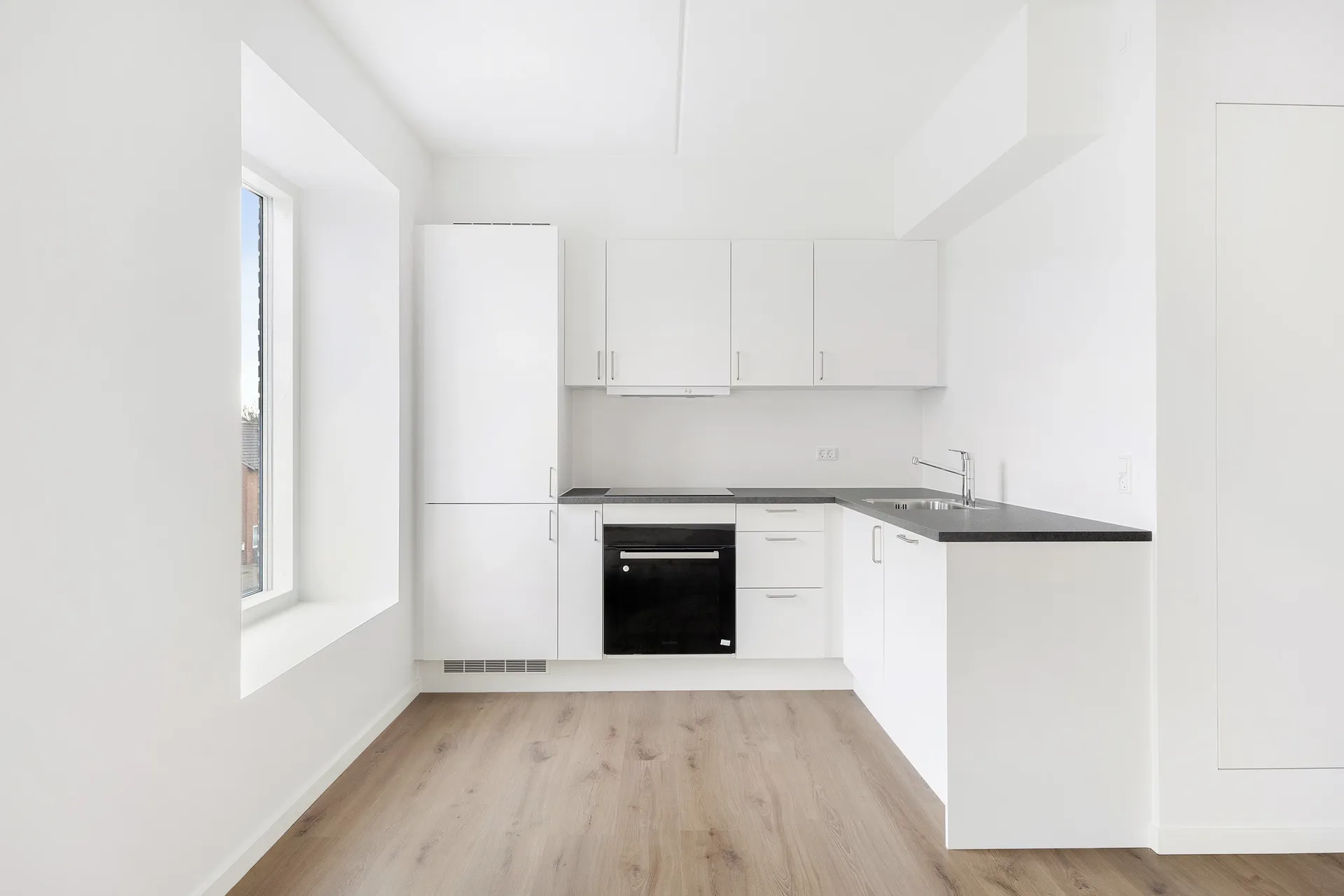 Stilfuld 3-værelses lejlighed med terrasse i centrale Frederikssund - Foto 1