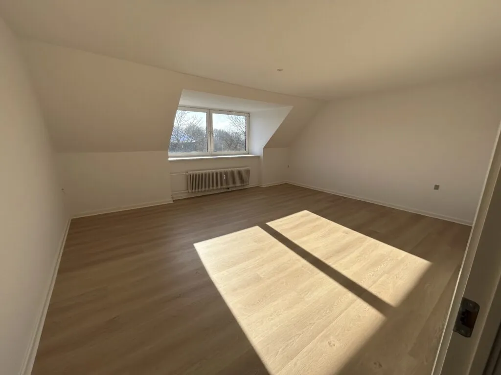 Rummelig 3-værelses lejlighed på Julivej i Fredericia