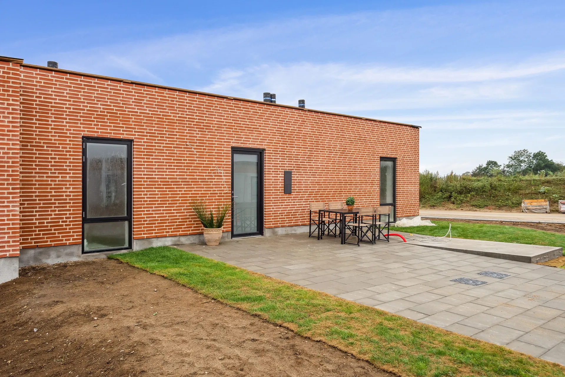 Modern 4-Room Townhouse with Garden & Parking - Vonsild Bakke, Kolding - Foto 1