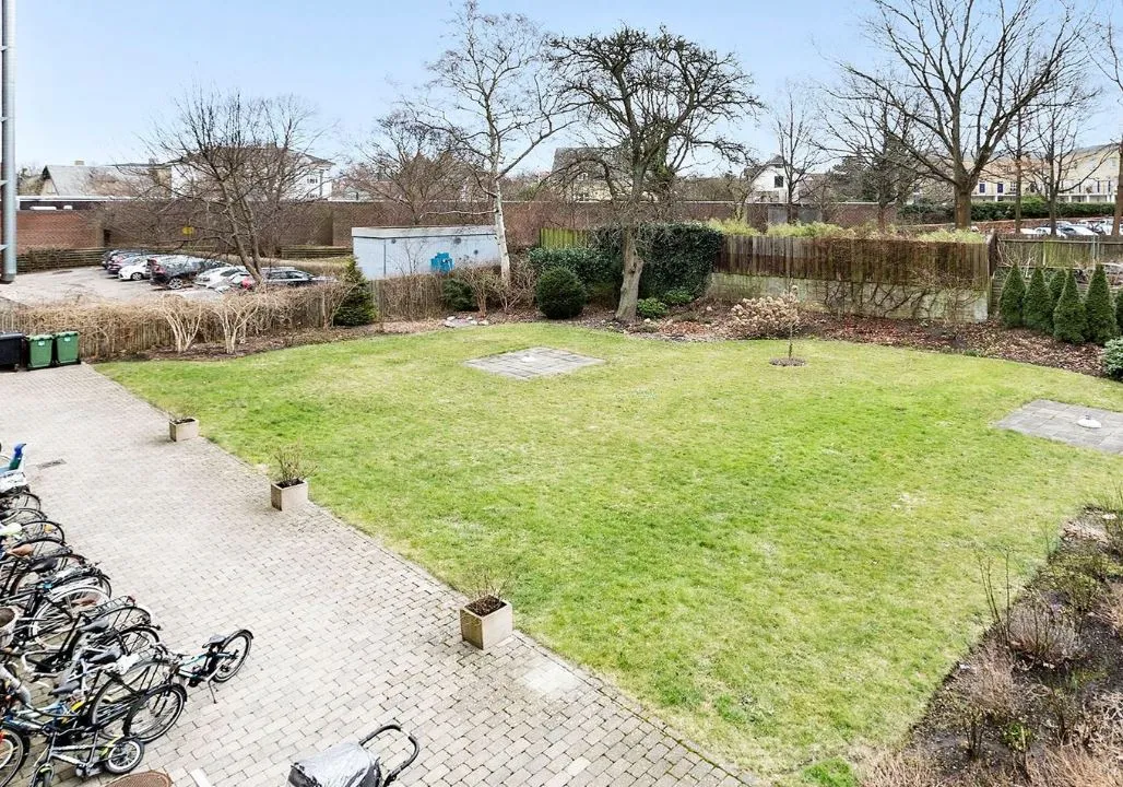 Nyistandsat 60m² Lejlighed med Altan | Charlottenlund - Foto 2