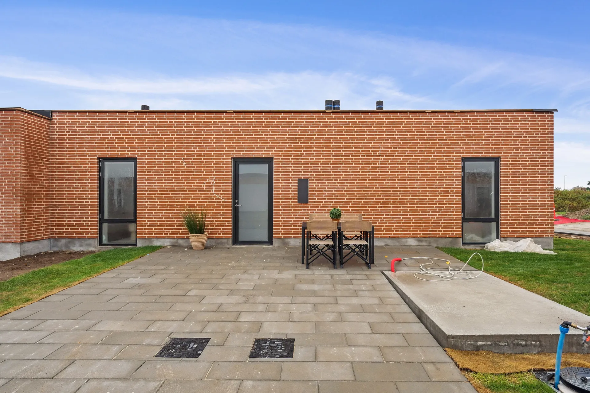 Modern 4-Room Townhouse with Garden & Parking - Vonsild Bakke, Kolding - Foto 4